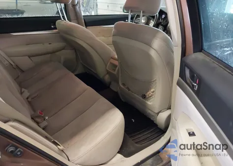 2013 Subaru Outback 2.5I Premium from USA, damaged, VIN 4S4BRBCC8D3269881